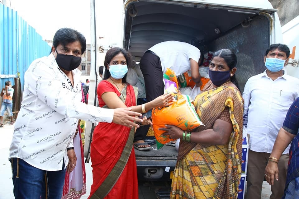 Tollywood comedian Ali and his wife distributes essentials to women production union members