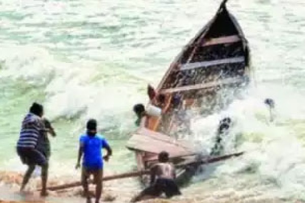 Six killed in boat capsize in Sealeru river