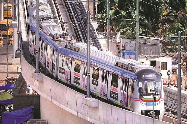 Hyderabad Metro Exteneded its timings