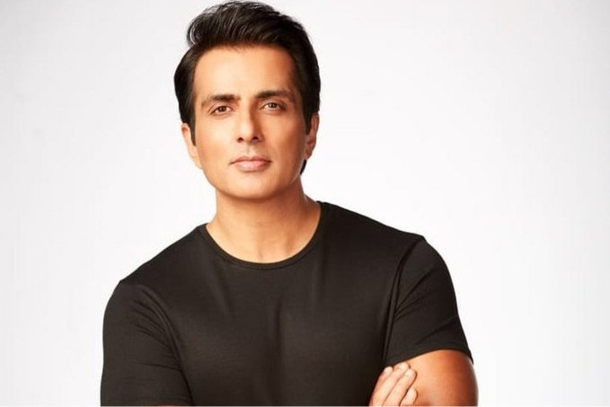 Real hero Sonusood going to sponsor dead body freezer boxes in needy villages