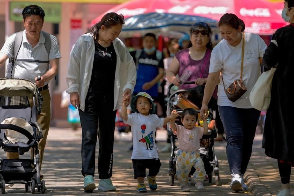 China Wants Third Child But Youth Says No Way