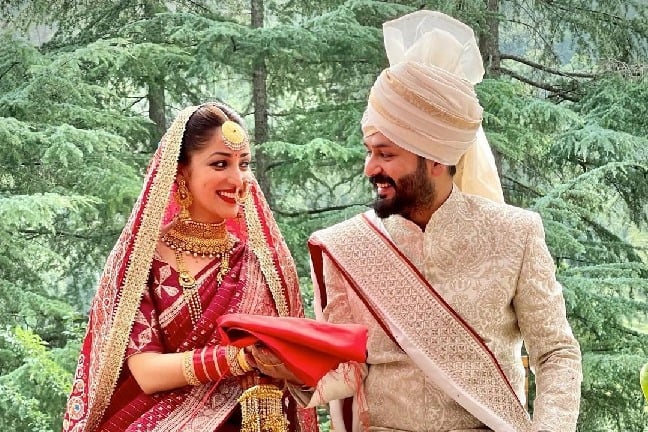 Yami Gautam marries director Adithya Dhar