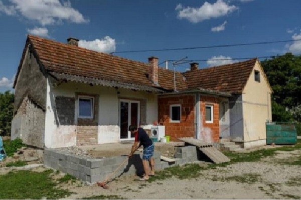 Croatia town Legrad announced very cheap rates for houses to lure people 