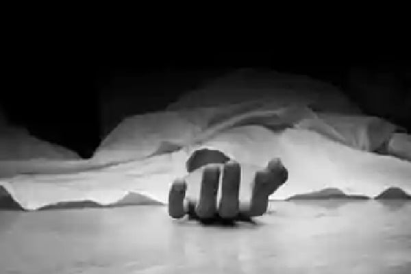Kamareddy girl died in suspicious conditions at her Bengaluru residence