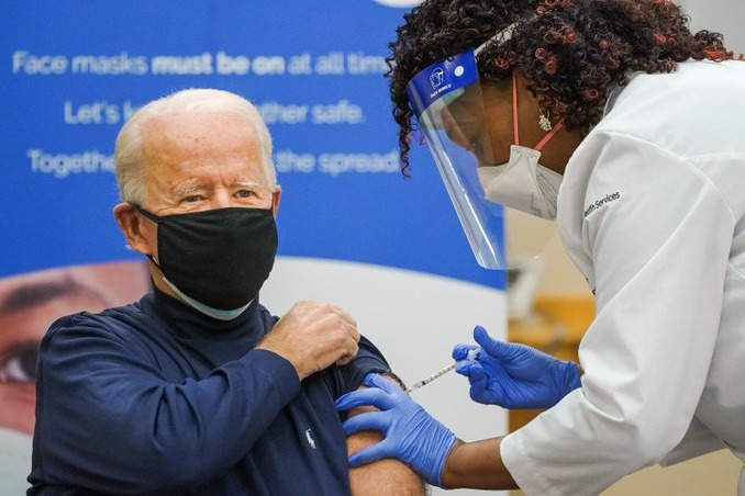 joe biden takes pfizer vaccine shot in live
