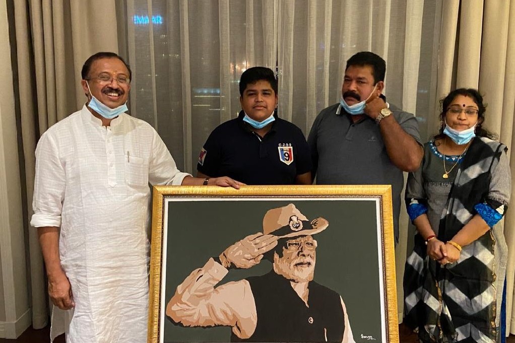 Dubai based Indian student makes stencil portrait of PM Modi as Republic Day gift