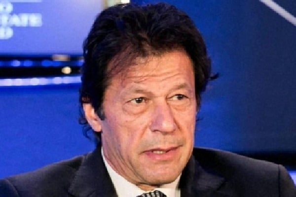 No use with lockdown says Imran Khan
