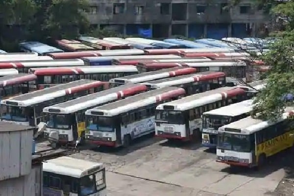 Andhrapradesh Questions Telangana Over Bus Routes