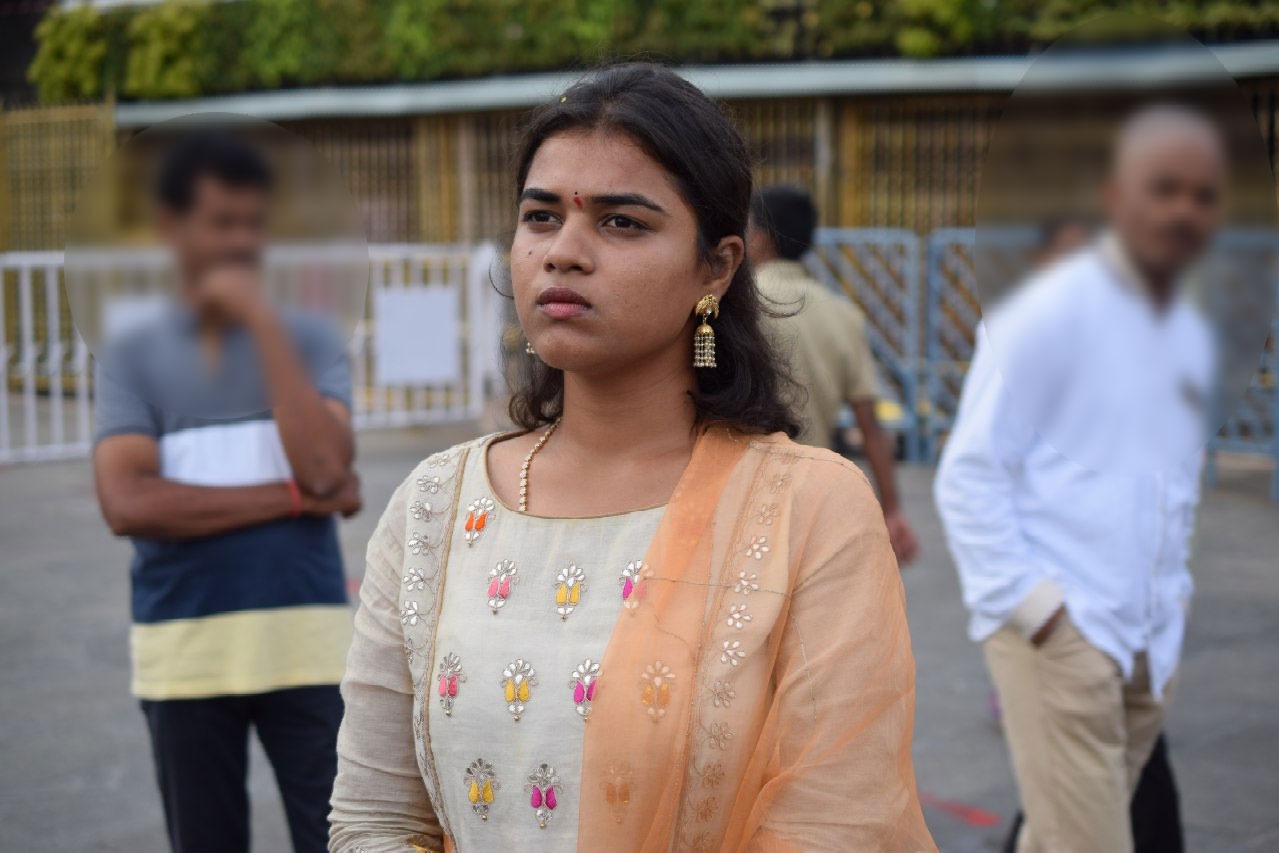 Bhuma Akila Priya sister Mounika fires on police over kidnap case