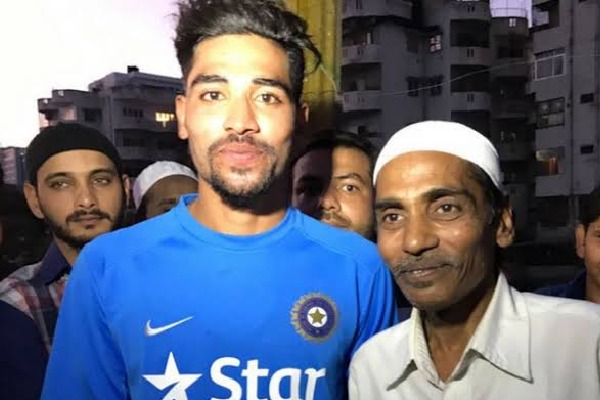 Mohammed Siraj decides to continue with team despite lost his father