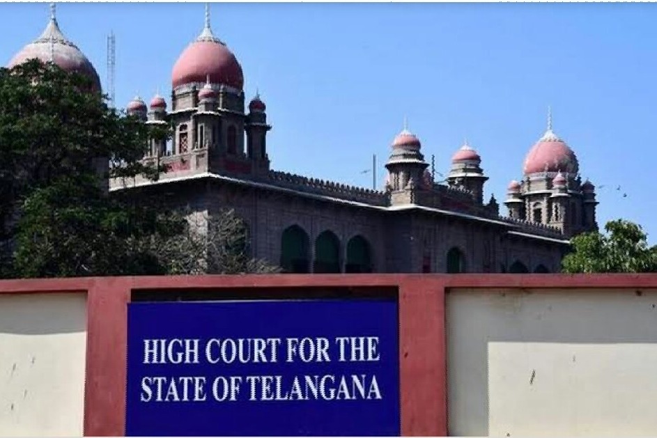 Fire broken out in Telangana High Court
