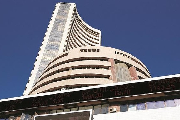 Stock markets ends in flat mode