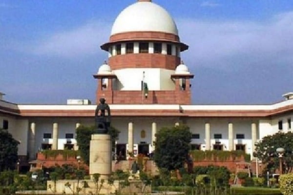 Supreme Court issues notice to centre over new farm acts
