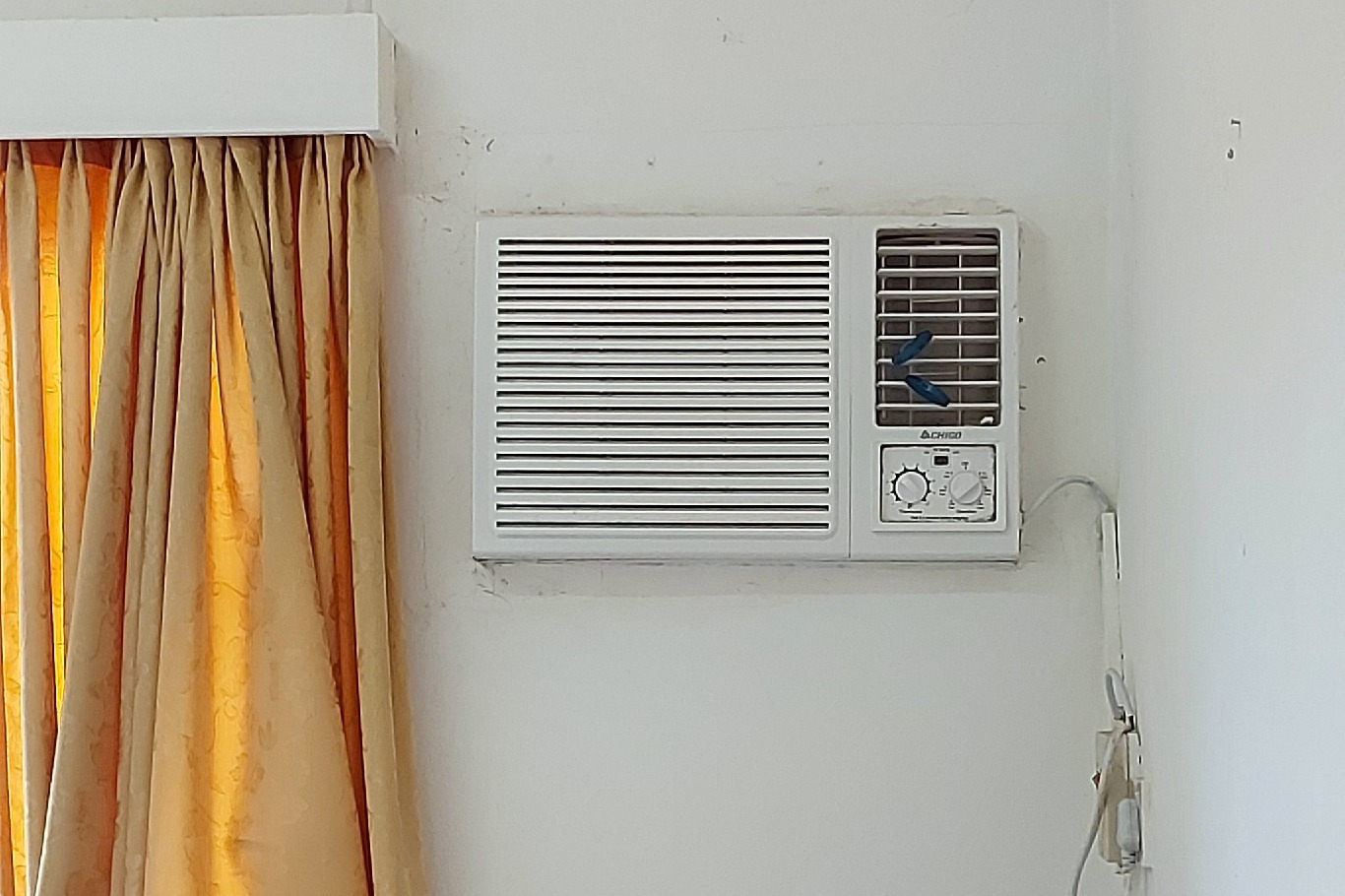 Centre bans imort of Air Conditioners 