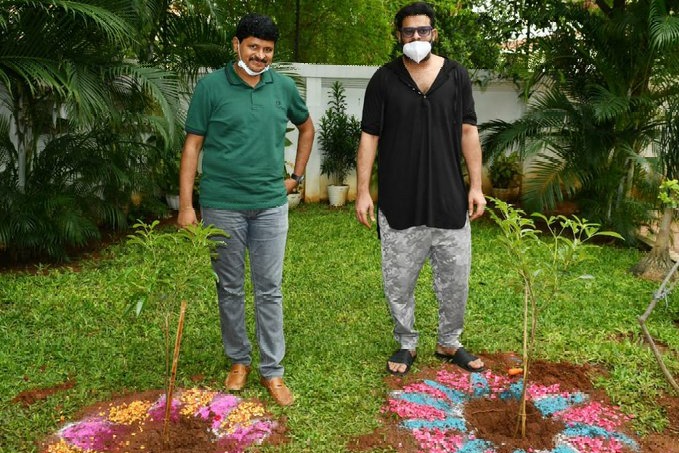 Tollywood hero Prabhas accepts Green India Challenge