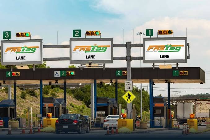 Centre decides to make all lanes at Toll Plazas as Fastag lanes