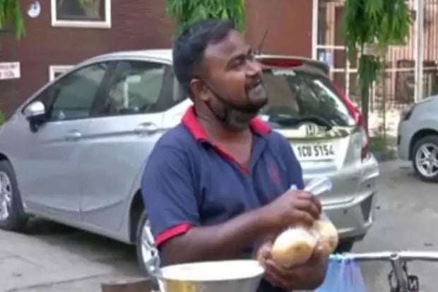 Actor Solanki Diwakar returns to selling fruits to earn living
