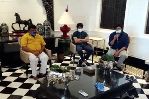 Tollywood Crucial Meeting Started in Chiranjeevi House