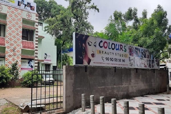 Beauty Parlour Turned into Isolation Center