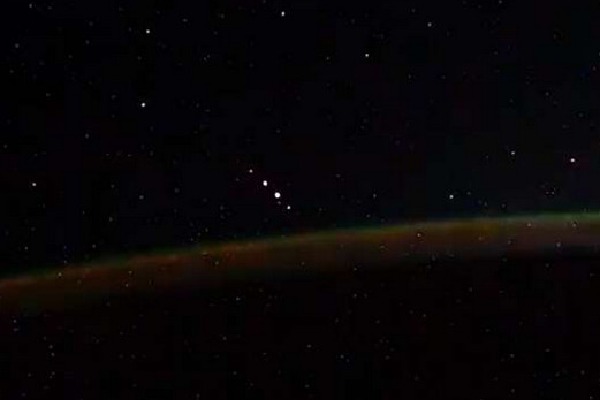Russian astronaut Ivan Vagner filmed UFO like objects in the sky