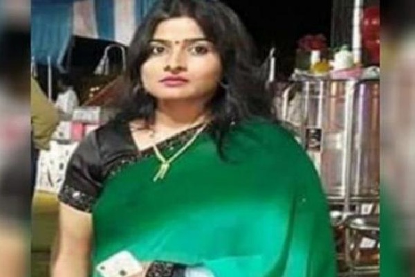 DIG Chandra Prakash wife commits suicide