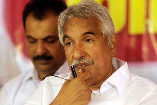 Former Chief Minister Oommen Chandy Heads Congresss Team For Kerala Polls