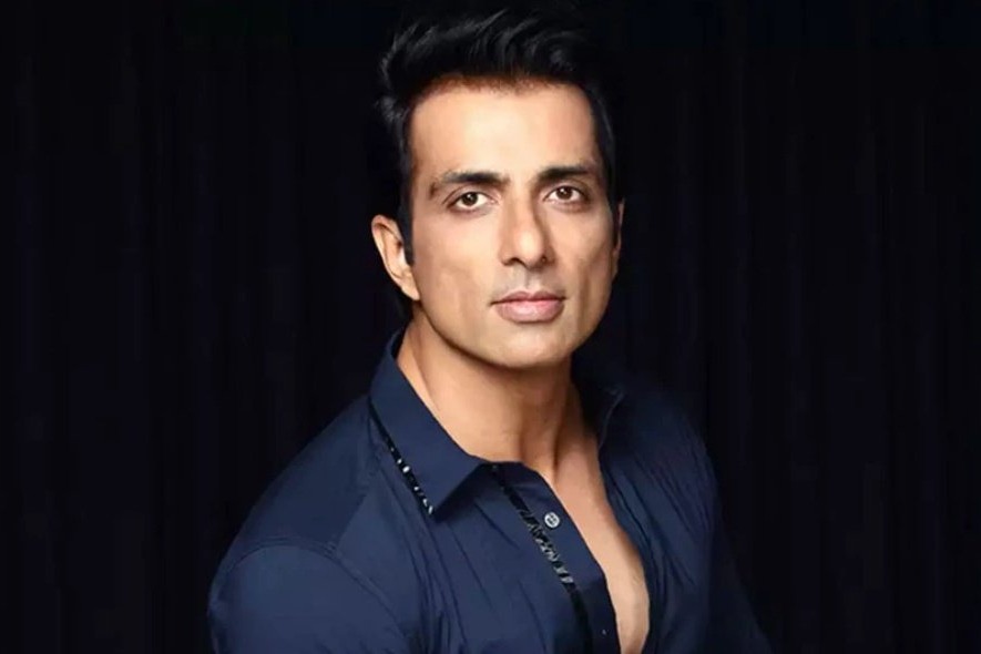 Sonu Sood shares an old photo from early days of his career