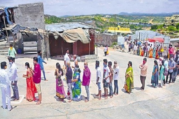 No Distence and Masks in Yadadri 