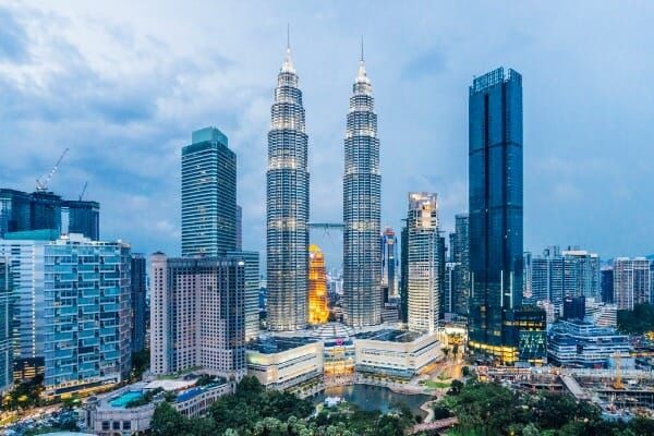Malaysia stops entry for 22 countries people