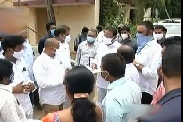 AP Ministers gives checks to family members of  Swarna Palace victims