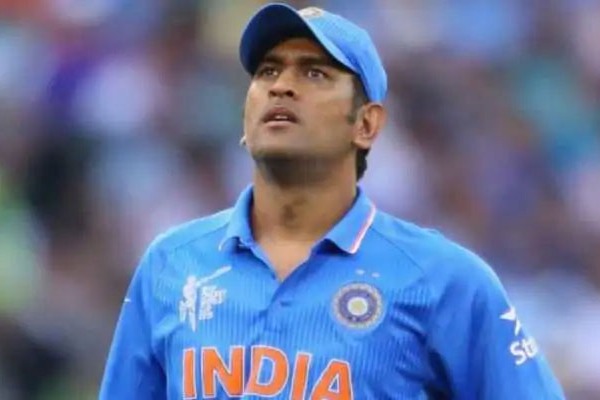 MS Dhonis manager provides huge update on former India captains future