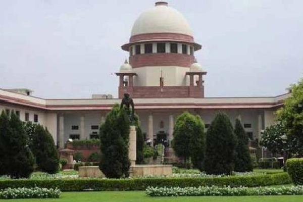 Suprem Court gives stay on Telangana High Court orders