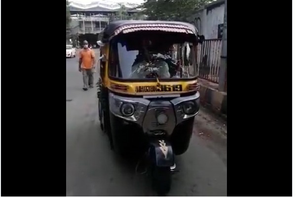 Mumbai auto with all facilities attracts attention