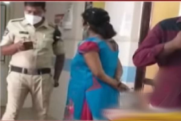 Woman duped as doctor in Vijayawada government hospital