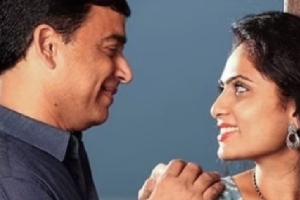 Dil Raju photo shoot with his wife