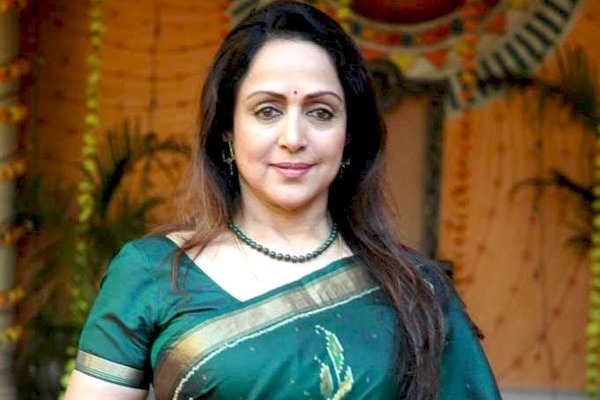 farmers dont know why thery are protesting says hemamalini 