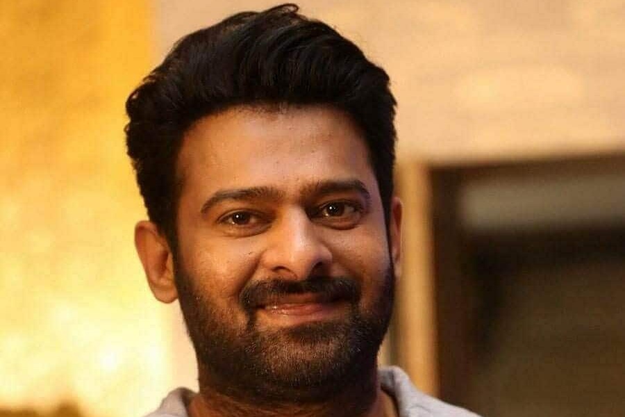 Big Announcement from Prabhas flick tomorrow 