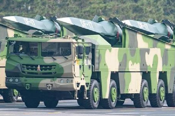 China deploys arms near Taiwan borders