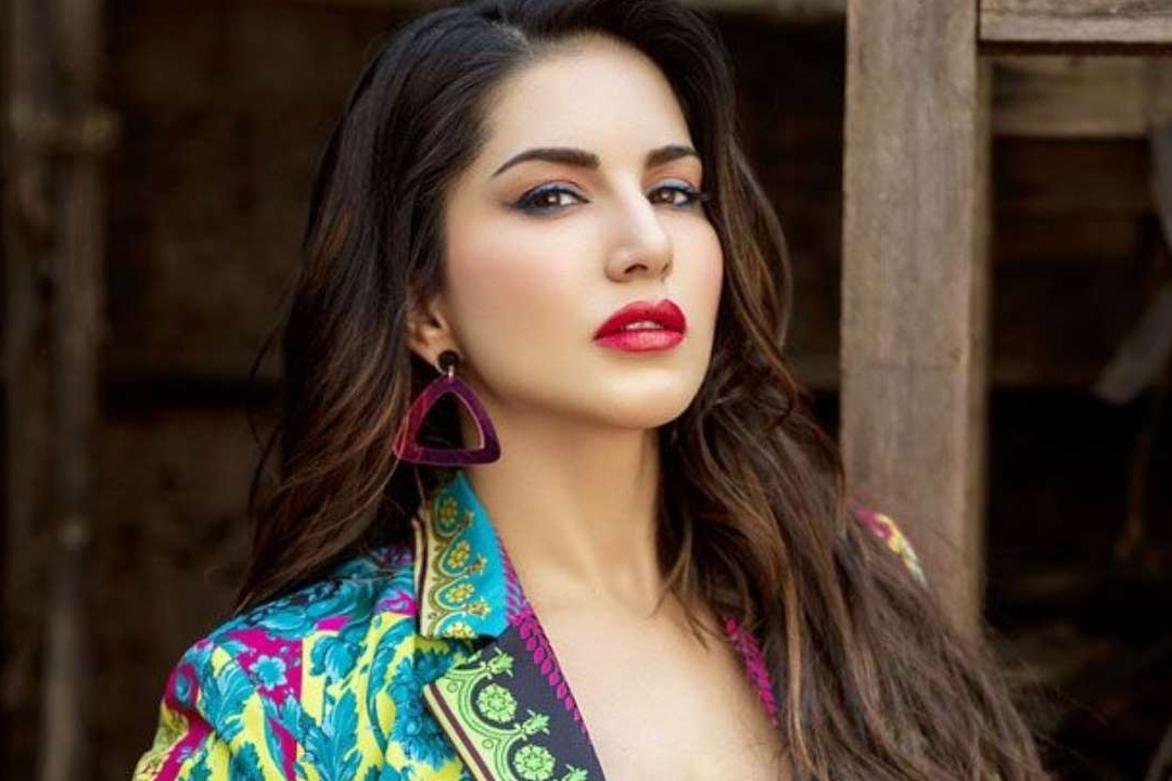Sunny Leone gets relief in Keral High Court