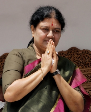 Sasikala confident of forming government