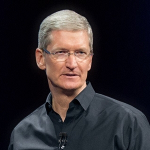 Tim Cook spotted testing Apple's glucose monitor