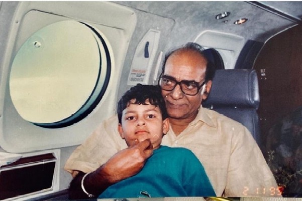 VarunTej shares an adorable throwback picture with his grandfather