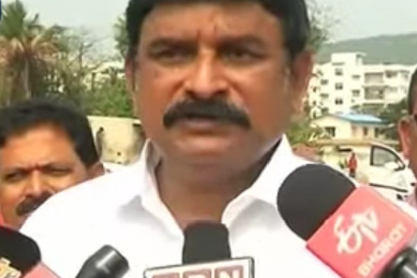BJP leader Vishnu Kumar Raju comments on Visakha issue
