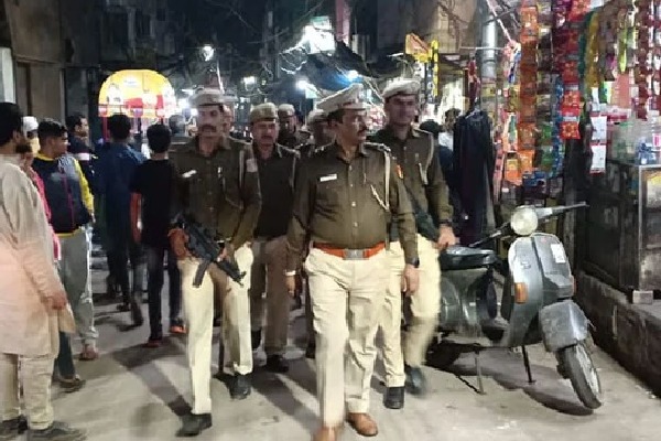 Hundreds of Fake Calls for Delhi Police