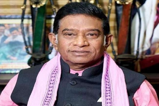 Doctors gives former chief minister Ajit Jogi audio therapy