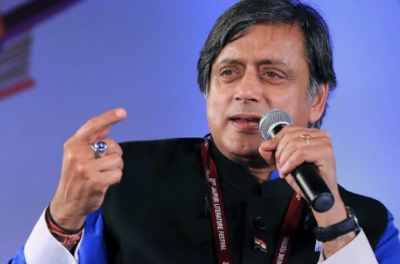 congress party must resolve leadership issue says shashi tharoor