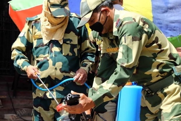 Corona spreads in Indian para military forces