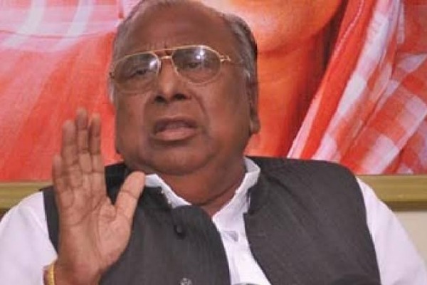 Congress senior leader VH slams Telangana government