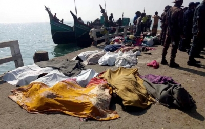 Boat Sinks in Bay of Bengal and Fifiteen Rohingya refugees drown