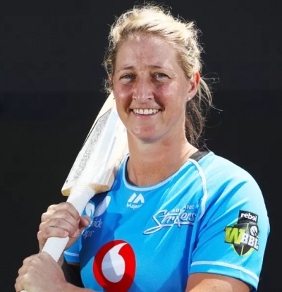  Newzealand women team captain Sophie creates history in T twenty Cricket